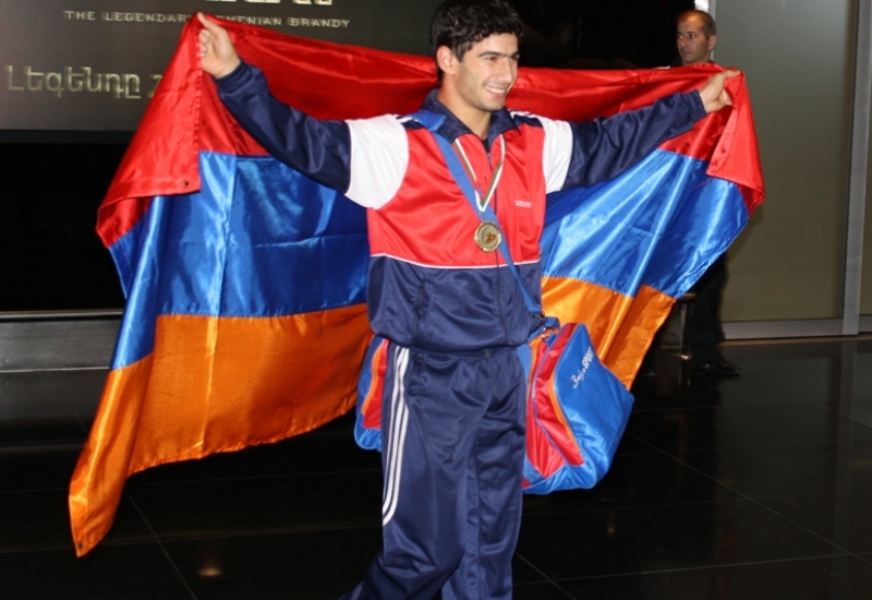 Sports armenia. Саркис Саркисян борец. Армяне спортсмены. Армянские дзюдоисты. Армянские борцы.