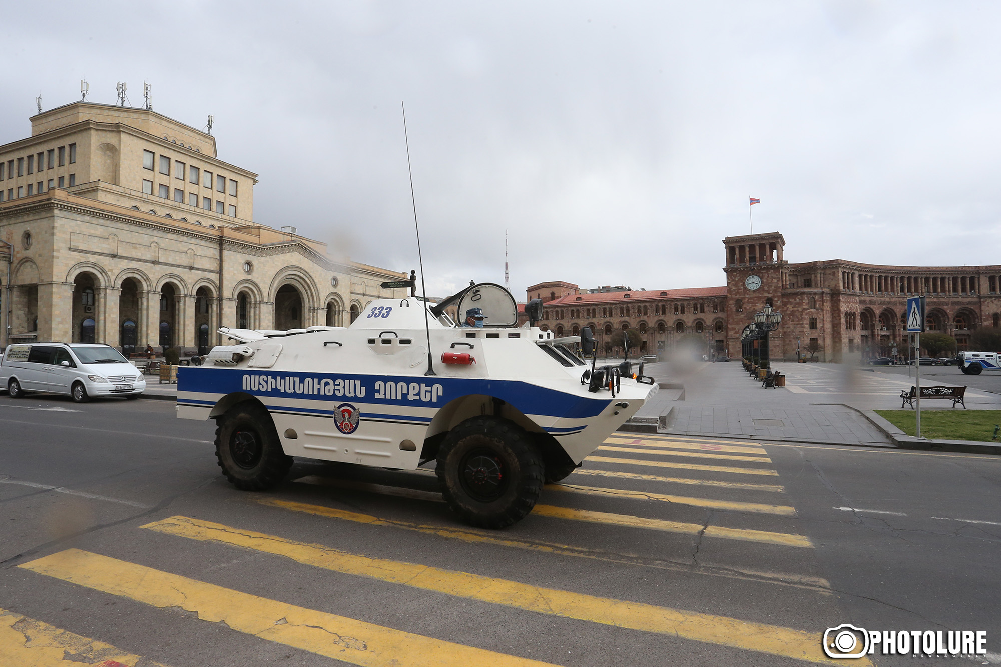 Полиция сообщила о нарушивших ограничения права на свободное передвижение —  Общественное Радио Армении