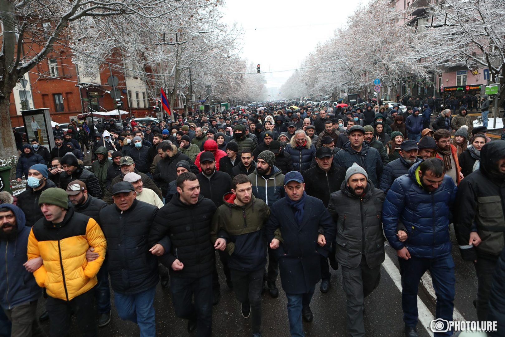 Приехал в ереван. Армянская оппозиция в Ереване (2008). Протесты в Ереване 9.10. Митинг в Ереване. Акции протеста в Ереване.