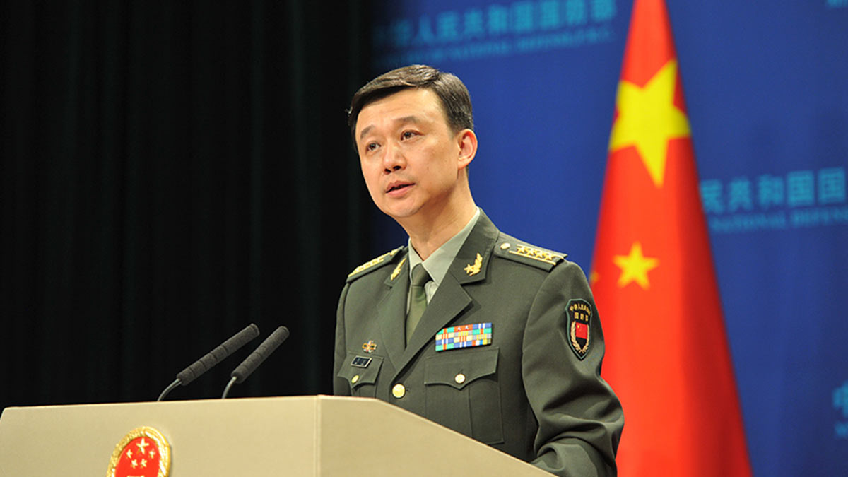 Китай заявляет что готов к военному. Представитель Минобороны Китая у Цянь. Министерство национальной обороны китайской народной Республики. Министр обороны Китая.