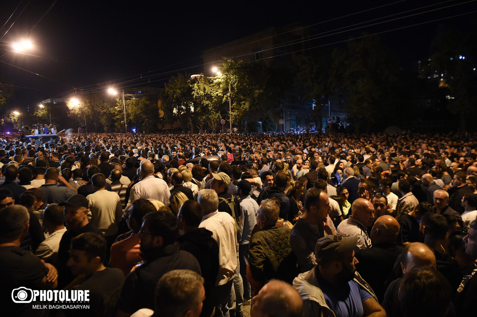 Сми ереван. Митинг. Протесты в Ереване. Площадь Азатутюн в Ереване. Митинги в Армении 2022.